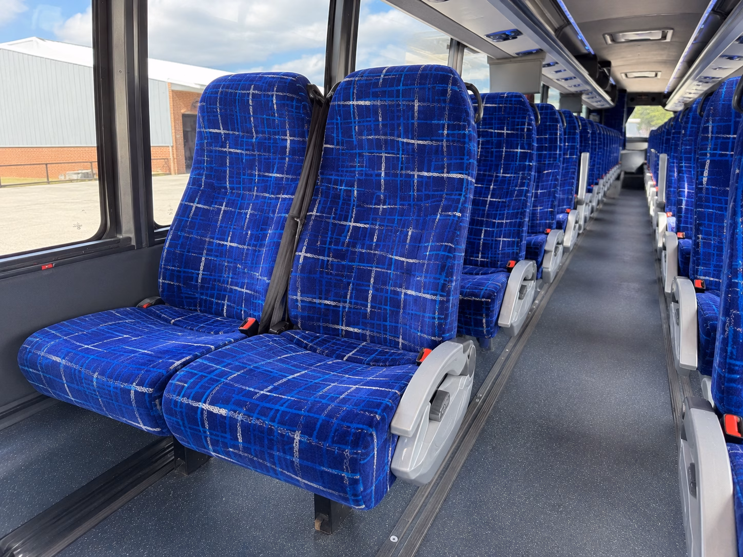 how the type of bus you choose changes the price in lodi california